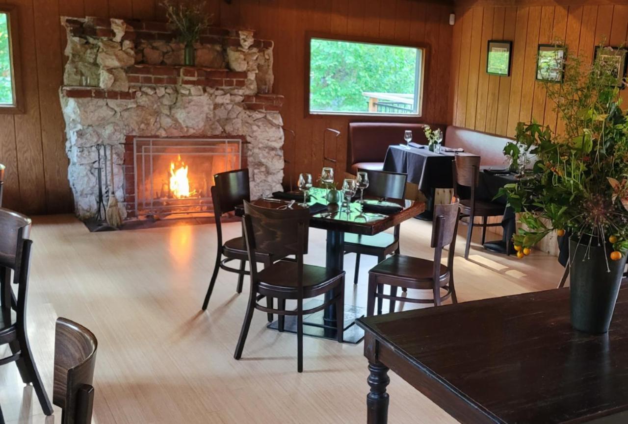 Dawn Ranch Hotel Guerneville Buitenkant foto